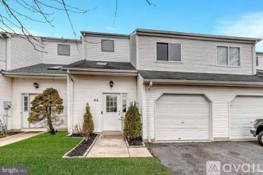Main picture of 44 Coriander Dr