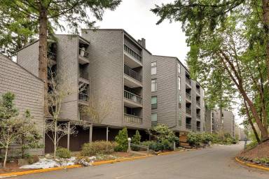 Main picture of 6355 137th Ave NE