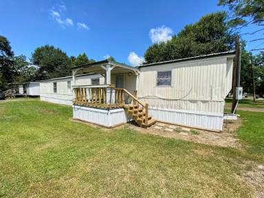 Main picture of 307 N Kinney Ave