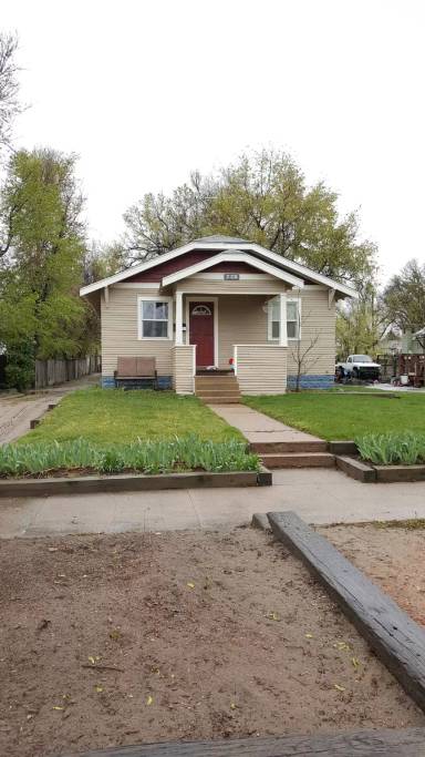 Main picture of 2105 7th Ave