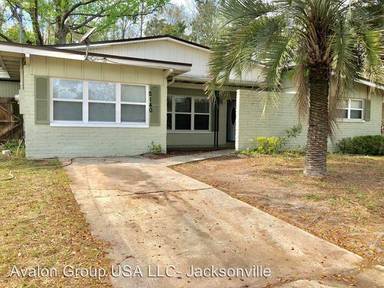 Main picture of 2140 Monteau Dr
