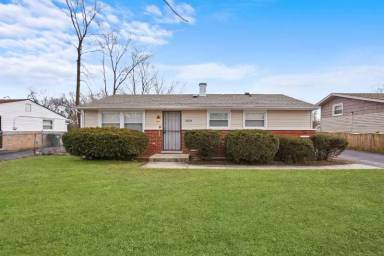 Main picture of 16551 Plymouth Dr