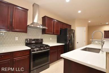 Main picture of Tripoly at Warm Springs North