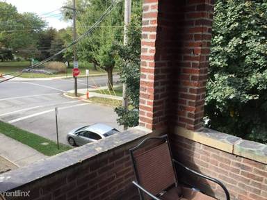Main picture of 752 Park St