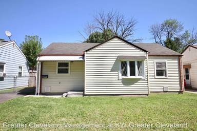 Main picture of 3965 W 146th St