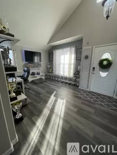 Main picture of 7676 Eagle Perch Ct
