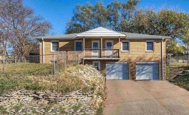 Main picture of 5801 S 50th St