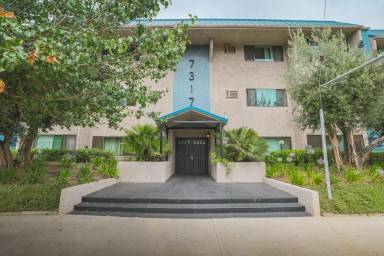 Main picture of 7317 Haskell Ave