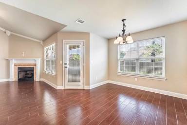 Main picture of 3108 SW Fernwood Ave