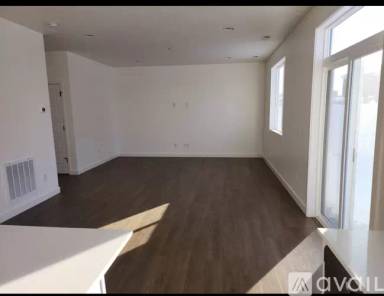 Main picture of 3182 S Claire Ave