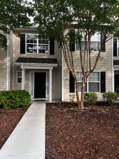 Main picture of 136 Madrid Dr