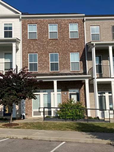Main picture of 2400 Arden Village Dr