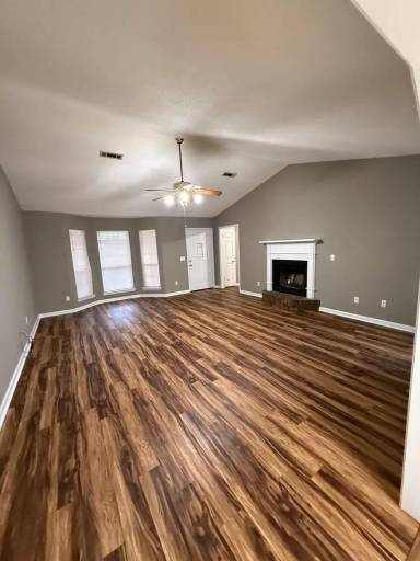 Main picture of 304 Natchez Rd