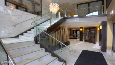 Main picture of 9 Clinton St