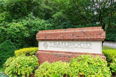 Main picture of 3001 Trailwood Pines Ln