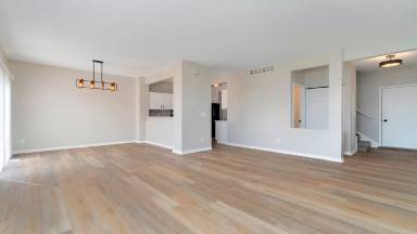 Main picture of 7495 Thomas Dr