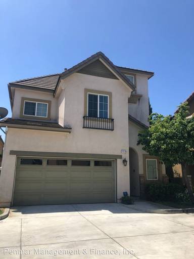 Main picture of 3636 W Chapman Ln