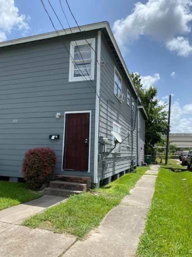 Main picture of 3100 Brackenridge St