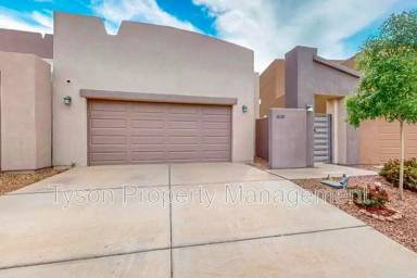 Main picture of 1630 Tierra Alta Ct NW