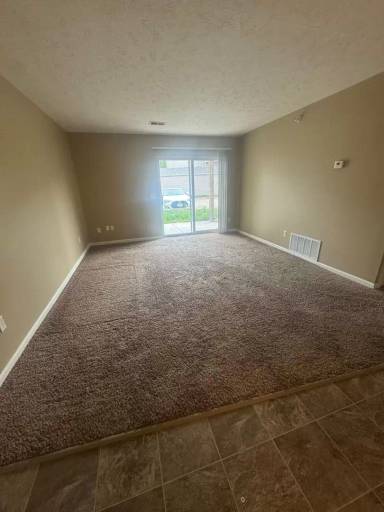 Main picture of 720 N 18th Ave
