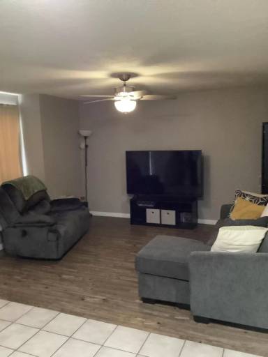 Main picture of Sycamore Village II Condominiums