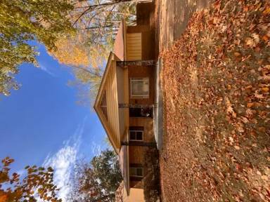 Main picture of 2631 Courtney Dr