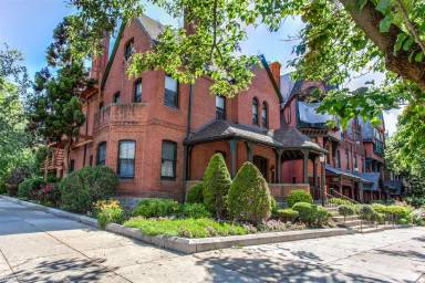 Main picture of 4200 Spruce St