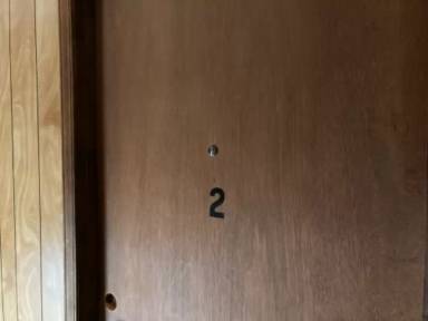 Main picture of 2 Easy St