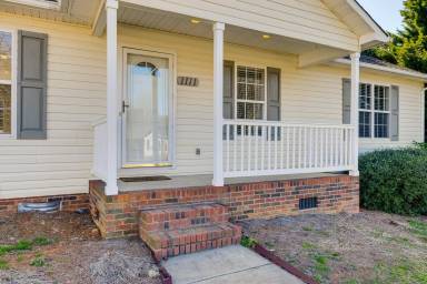 Main picture of 1111 Quail Haven Ln