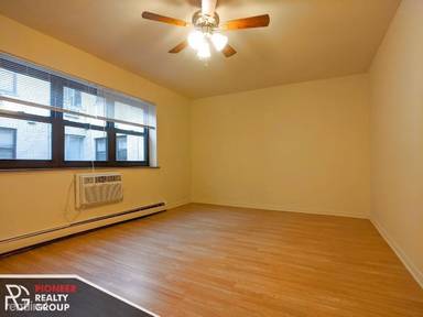 Main picture of Barry Apartments