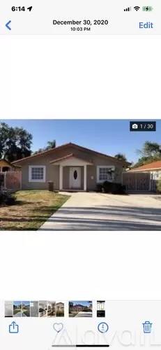 Main picture of 5865 SW 19th St