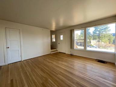 Main picture of 4477 Yucca St