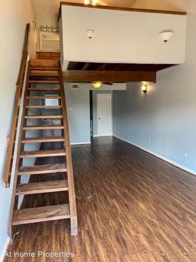 Main picture of 304 Tauber St