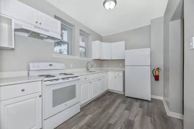 Main picture of 529 Salem Ave