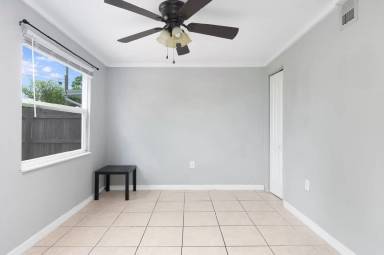 Main picture of 5255 45th Ave N