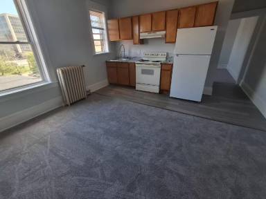 Main picture of 210 Main St