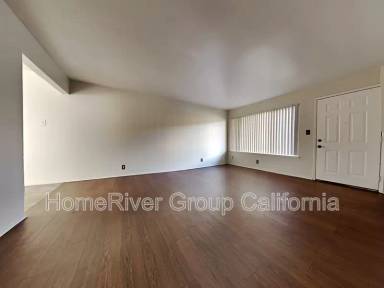 Main picture of 2125 North Ave