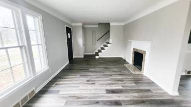 Main picture of 4960 Farnhurst Rd