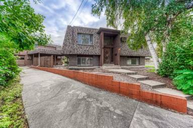 Main picture of 1022 S Arbutus St