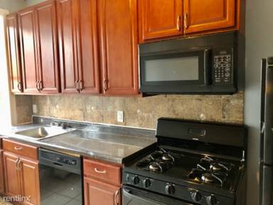 Main picture of 1204 Kennedy Blvd