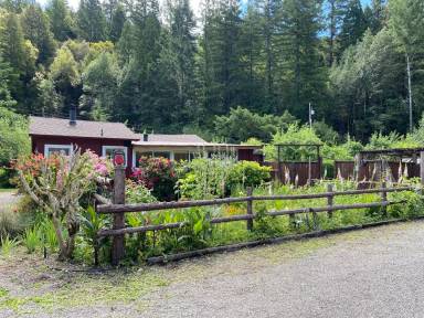 Main picture of 16890 Sweetwater Springs Rd