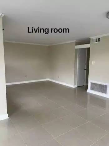 Main picture of 22 Stanton Hall Dr