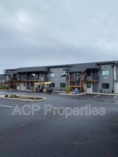 Main picture of 1551 E Badger Rd