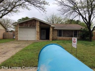 Main picture of 229 Dirks Dr