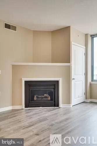 Main picture of Continental at Ballston