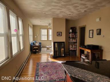 Main picture of 66 Sutton St