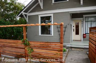 Main picture of 4417 3rd Ave NW