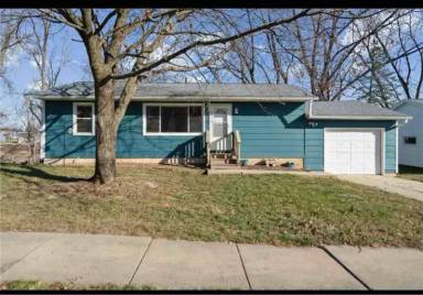 Main picture of 1215 Parkview Dr