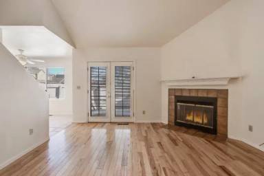 Main picture of 11277 Holly St