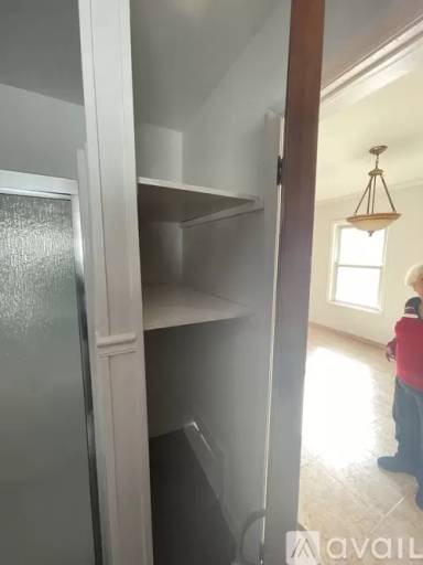 Main picture of 196 Bay 25th St
